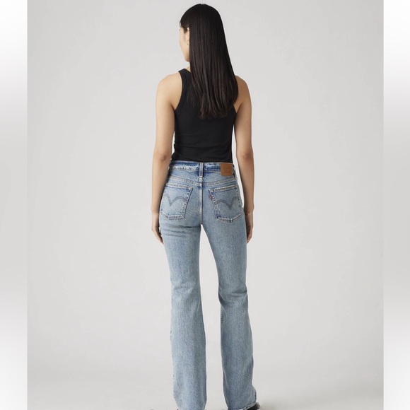 Levi’s Premium Wedge Boot Jeans 👖 - Picture 2 of 13